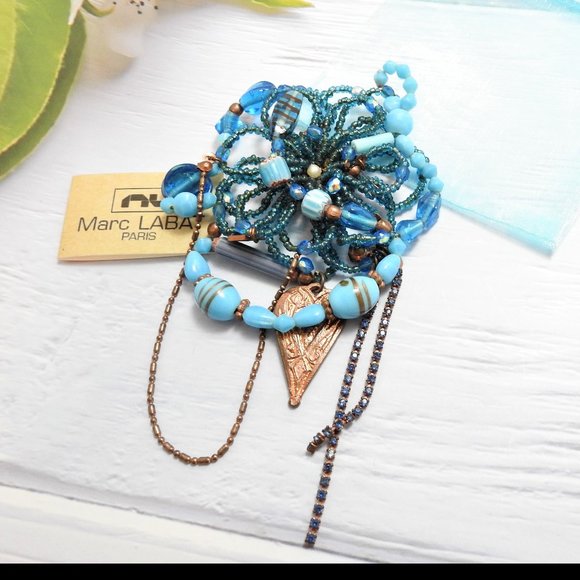 Blue Flower Brooch New - Picture 1 of 4